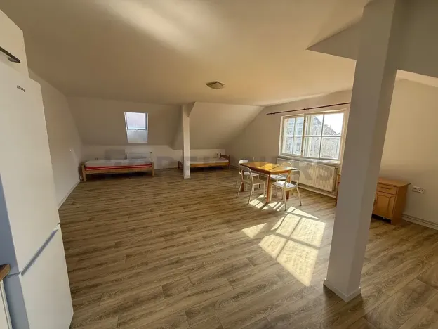 Pronájem bytu 2+1, Hradec Králové, Velké náměstí, 100 m2