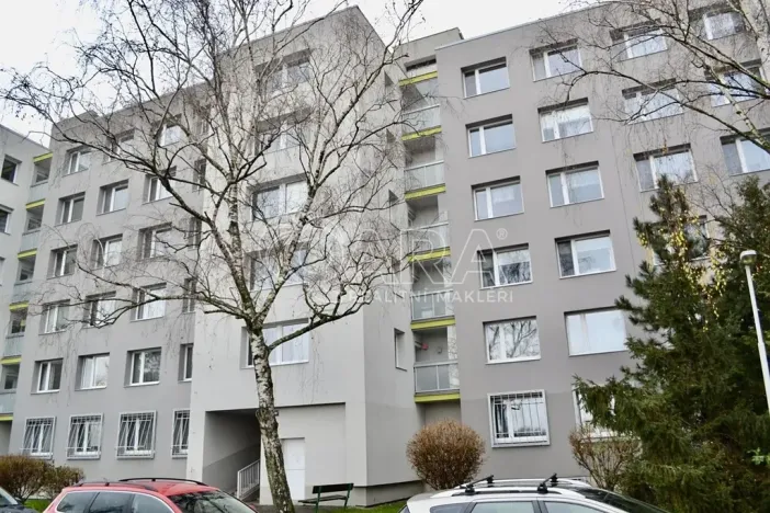 Pronájem bytu 1+1, Praha - Hloubětín, Kukelská, 43 m2