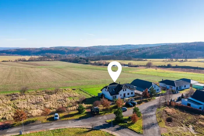 Prodej rodinného domu, Líšnice, 336 m2