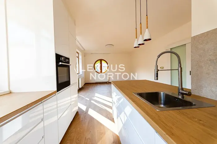 Pronájem bytu 3+kk, Praha - Košíře, Naskové, 80 m2