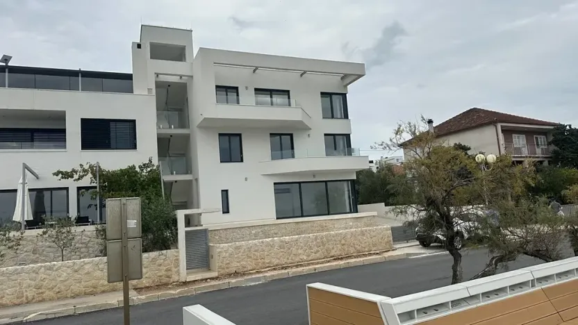 Prodej vily, Zadar, Chorvatsko, Krešimirova obala, 242 m2