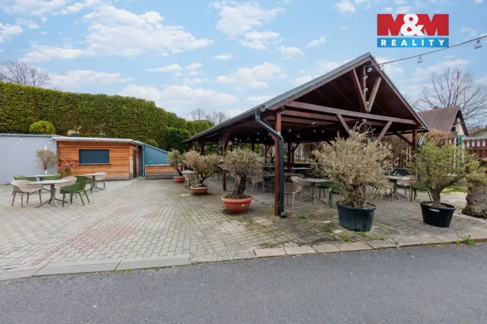 Prodej ubytování, Chodov, Poděbradova, 2700 m2