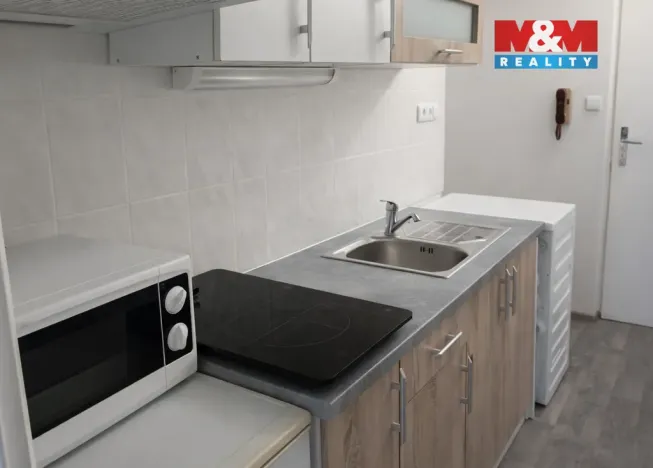 Prodej bytu 1+1, Prostějov - Vrahovice, Marie Pujmanové, 35 m2