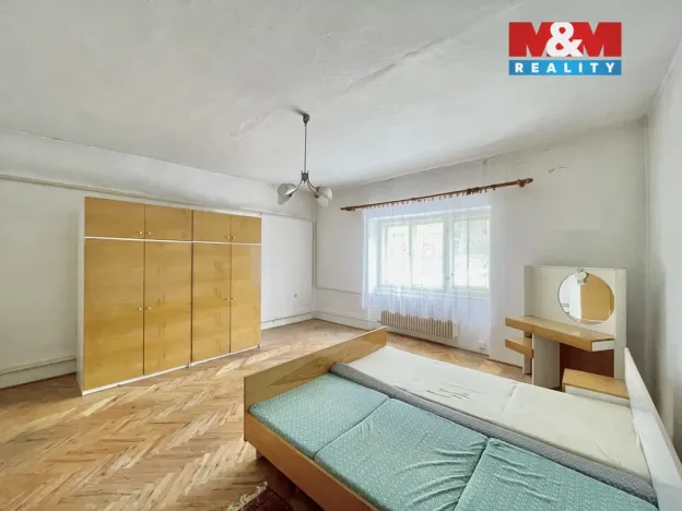 Prodej rodinného domu, Třebařov, 336 m2