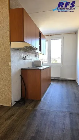 Prodej bytu 3+1, Prachovice, Bučina, 65 m2