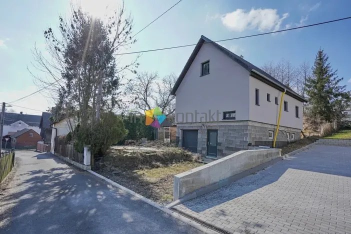 Prodej rodinného domu, Holasovice, 107 m2