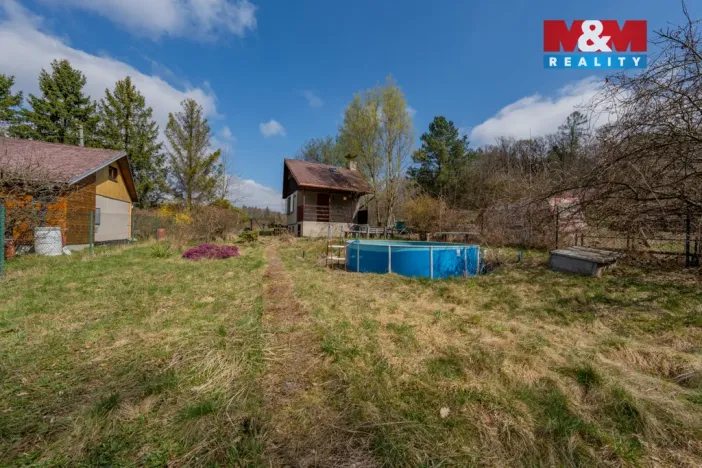 Prodej zahrady, Valašské Meziříčí - Bynina, 400 m2