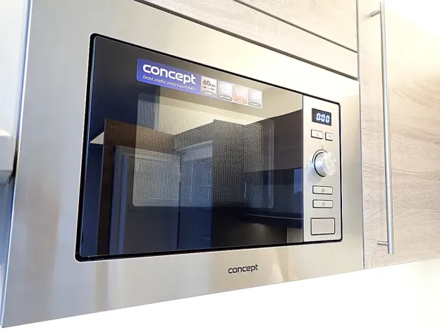 Pronájem bytu 1+kk, Praha - Kobylisy, Trousilova, 33 m2