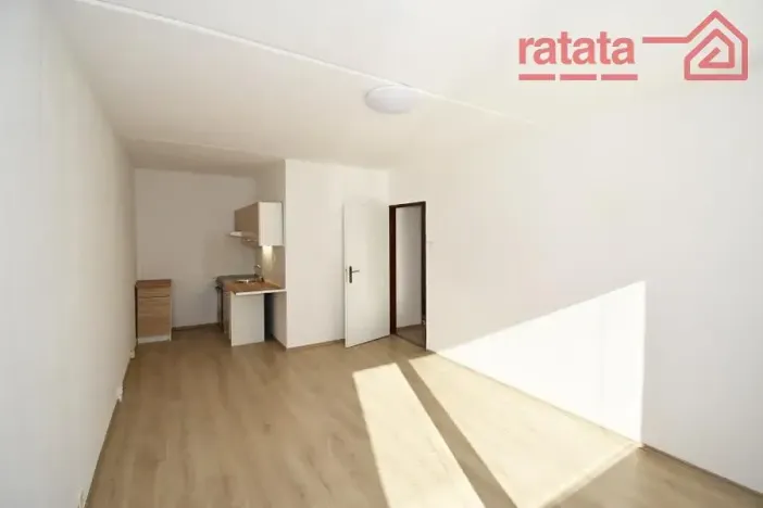 Pronájem bytu 2+kk, Most, Komořanská, 40 m2