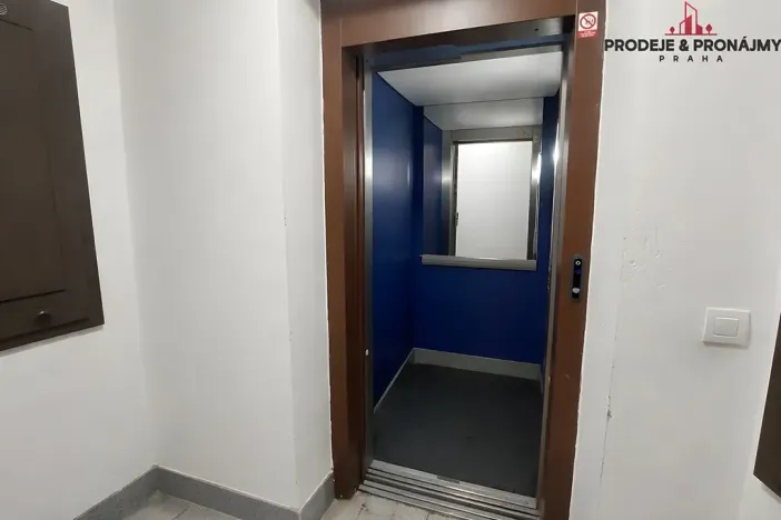 Pronájem bytu 3+1, Praha - Nové Město, Klimentská, 74 m2