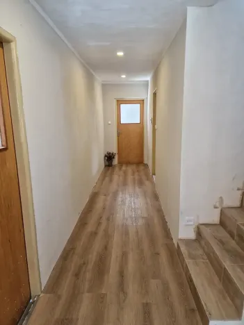 Prodej rodinného domu, Ohařice, 120 m2