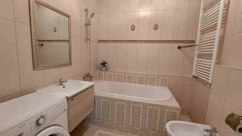 Prodej rodinného domu, Svárov, Ptická, 326 m2