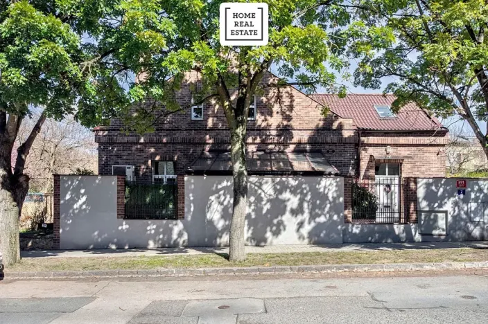 Prodej vily, Praha, 114 m2