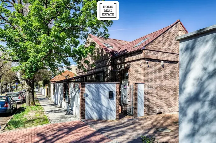 Prodej rodinného domu, Praha, 114 m2