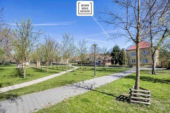 Prodej rodinného domu, Praha, 114 m2