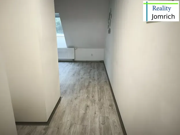 Pronájem bytu 1+1, Liberec, Česká, 55 m2