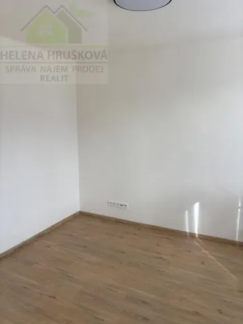 Pronájem bytu 1+1, Ostrava, Zeyerova, 28 m2