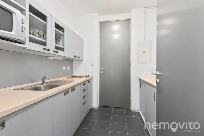 Pronájem kanceláře, Praha - Letňany, Lovosická, 67 m2