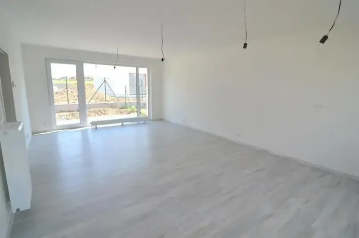 Pronájem rodinného domu, Vestec, Erbenova, 140 m2