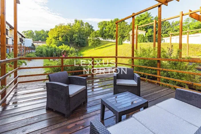 Pronájem bytu 1+kk, Praha - Bubeneč, Mlýnská, 37 m2