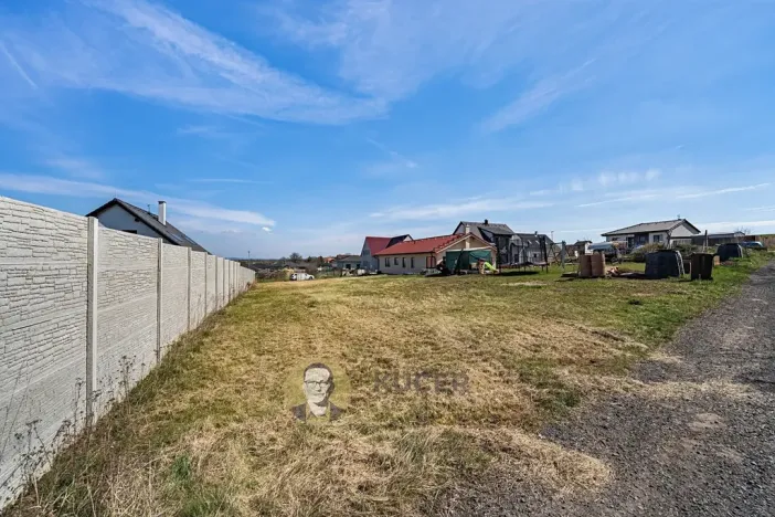 Prodej pozemku pro bydlení, Hrobce, Pod Skalou, 715 m2