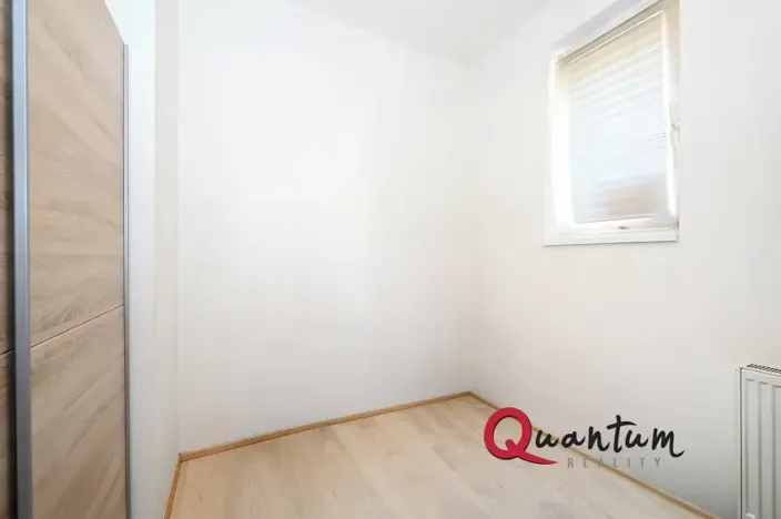 Pronájem bytu 1+kk, Praha - Košíře, Plzeňská, 35 m2