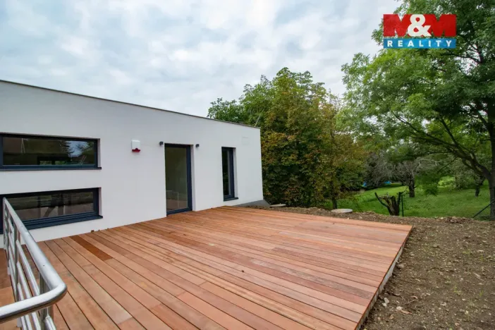 Pronájem rodinného domu, Praha - Suchdol, Nad spáleným mlýnem, 270 m2