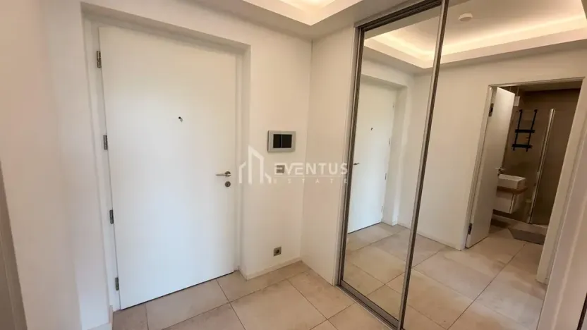 Pronájem bytu 2+kk, Praha - Libeň, Menclova, 58 m2