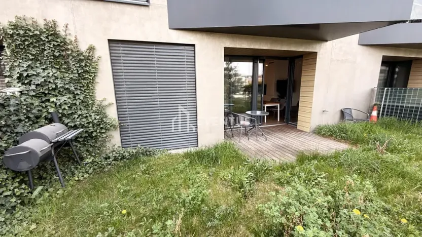 Pronájem bytu 2+kk, Praha - Libeň, Menclova, 58 m2