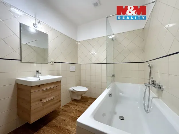 Pronájem bytu 3+kk, Bzenec, náměstí Svobody, 59 m2