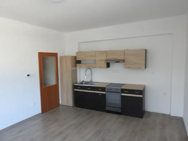 Pronájem bytu 2+kk, Praha - Liboc, Za vokovickou vozovnou, 50 m2