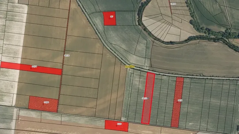 Prodej pole, Kostomlaty nad Labem, 9904 m2