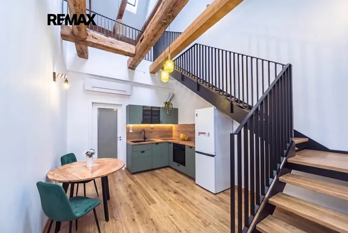 Pronájem bytu 2+kk, Praha - Nusle, Vrtbova, 42 m2