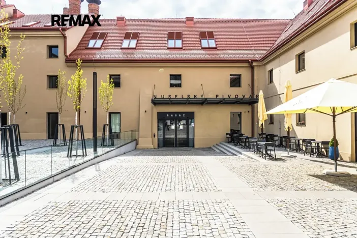 Pronájem bytu 2+kk, Praha - Nusle, Vrtbova, 42 m2