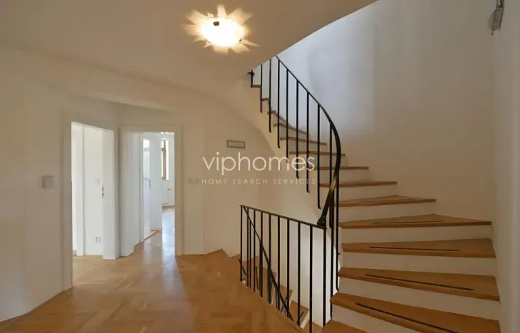 Pronájem vily, Praha - Nebušice, 250 m2