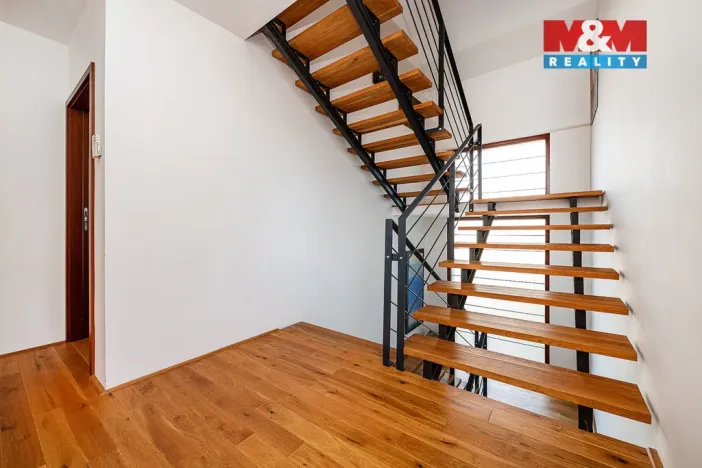 Prodej rodinného domu, Praha, U páté baterie, 312 m2