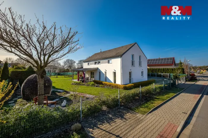 Prodej rodinného domu, Řečany nad Labem, K Tišině, 266 m2