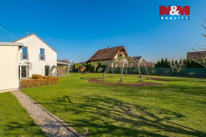 Prodej rodinného domu, Řečany nad Labem, K Tišině, 266 m2