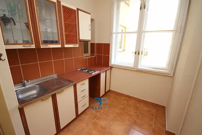 Prodej bytu 2+1, Praha - Holešovice, Jateční, 52 m2