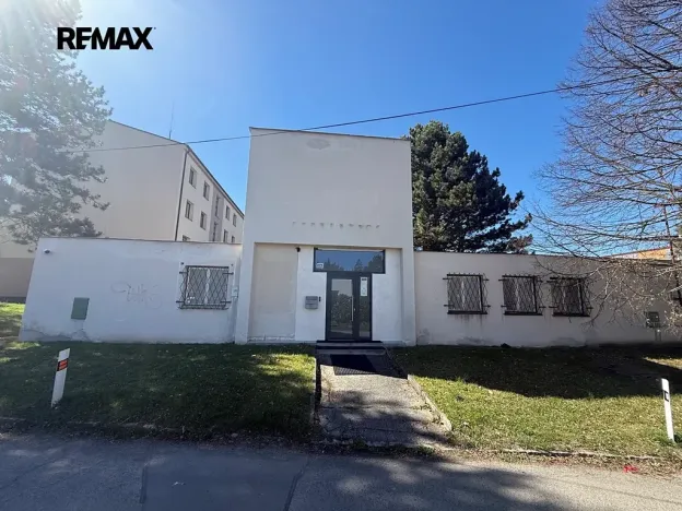 Pronájem obchodního prostoru, Horní Bříza, Sídlištní, 145 m2