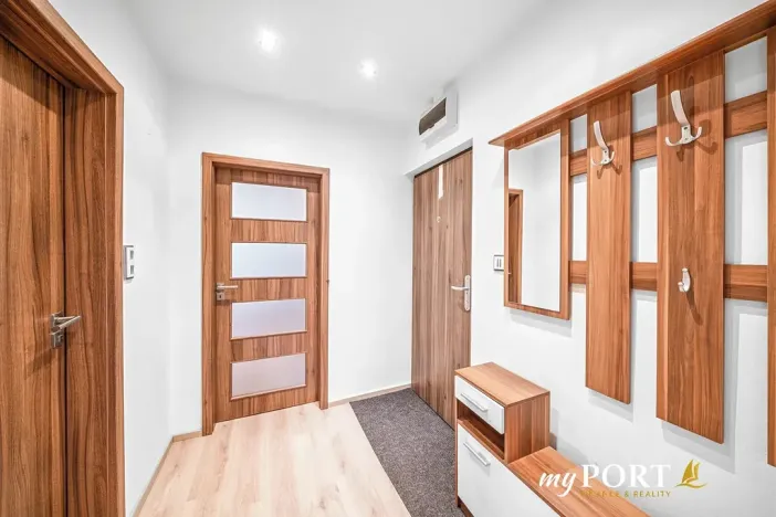 Pronájem bytu 2+kk, Plzeň, Revoluční, 44 m2