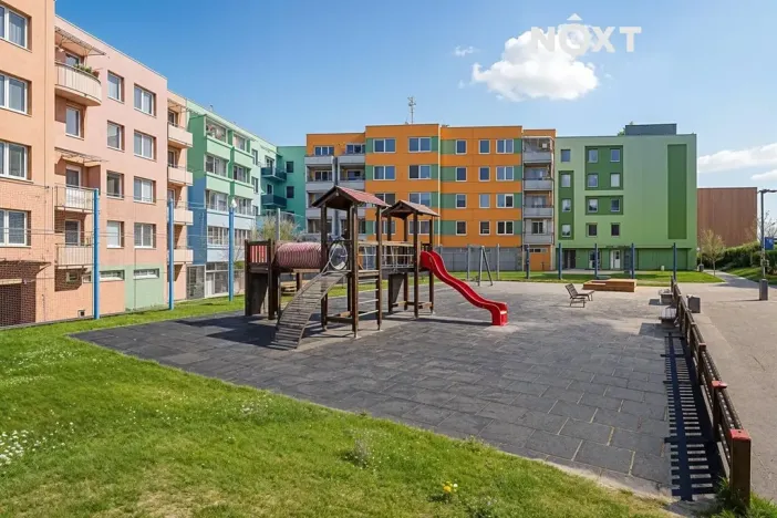 Prodej bytu 3+1, Jindřichův Hradec, Kosmonautů, 69 m2