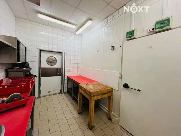 Pronájem obchodního prostoru, České Budějovice, Novohradská, 150 m2