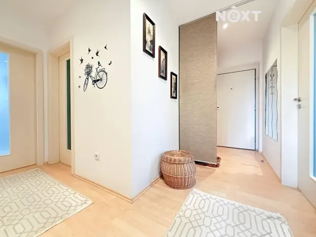 Prodej bytu 3+kk, České Budějovice, Suchovrbenské nám., 84 m2