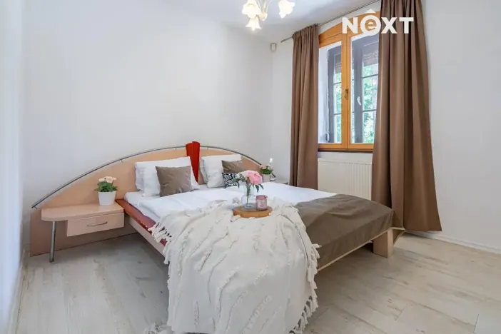 Prodej obchodního prostoru, Český Krumlov, Chvalšinská, 522 m2