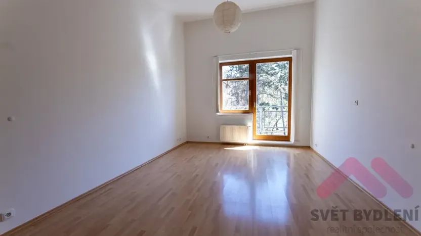 Pronájem bytu 2+kk, Praha - Žižkov, Jeseniova, 53 m2