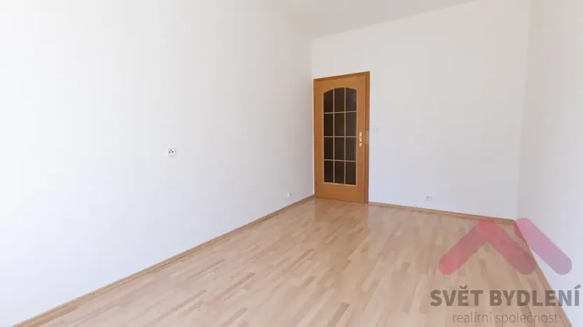 Pronájem bytu 2+kk, Praha - Žižkov, Jeseniova, 53 m2