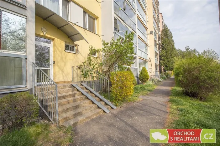 Prodej bytu 2+kk, Praha, Novodvorská, 41 m2
