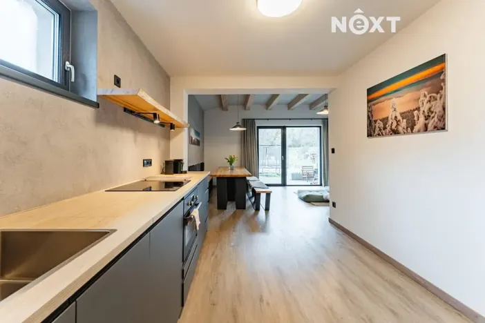 Prodej apartmánu, Staré Město, Sportovní, 197 m2