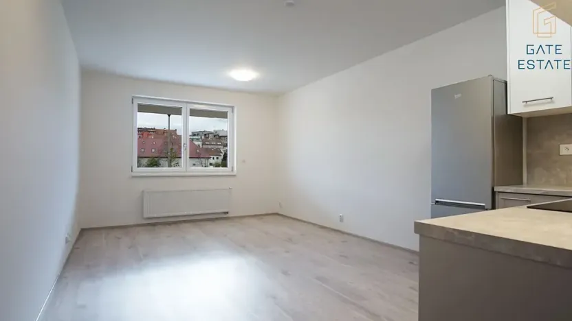Pronájem bytu 1+kk, Brno, Střední, 35 m2